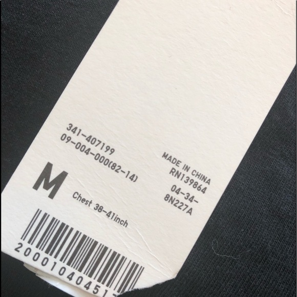 Kaws X Peanuts X Uniqlo Snoopy Joe Kaws Graphic Art T Shirt - Picture 10 of 12